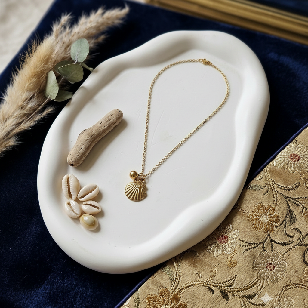 Aurelia Seashell Charm Necklace